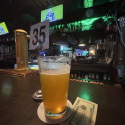 O'Mally's Irish Pub - Checking in at O'Mally Irish  Pub and watching Notre Dame vs Penn State.