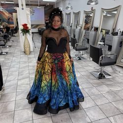 Zola Keller - Zola Keller designed this dress