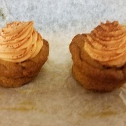 Pumpkin Cheesecake cupcakes for my birthday girl Bella (Maltiepoo) Pumpkin Cheesecake cupcakes for my birthday girl Bella (Maltiepoo)
