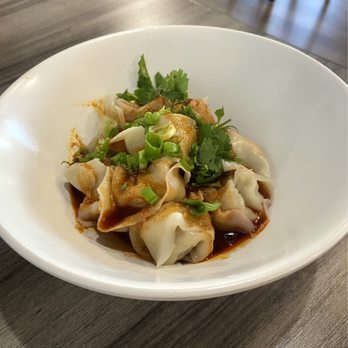 Bee Dumpling - Red oil wonton - Chinese Near Me - Austin, Texas