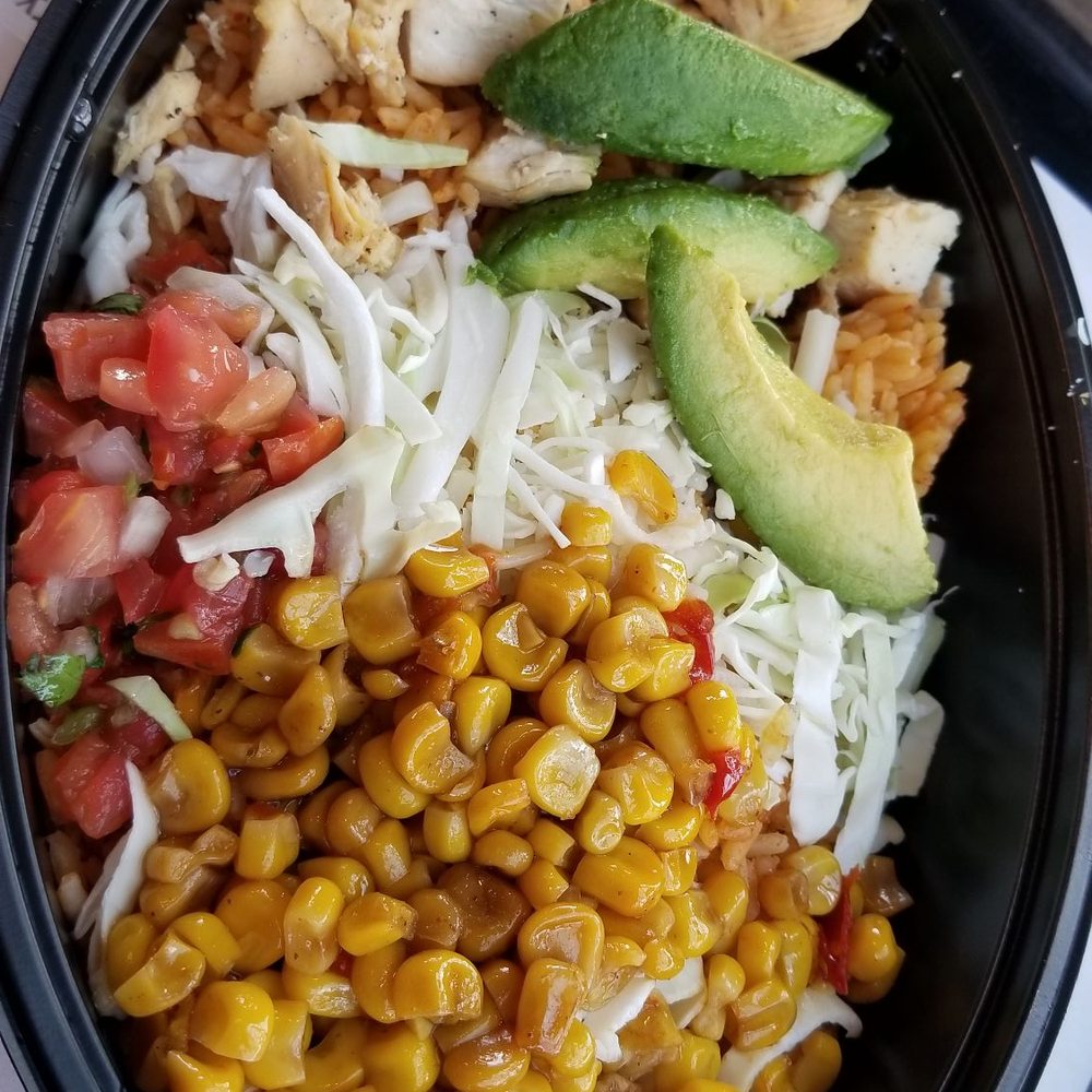 Avocado chicken bowl