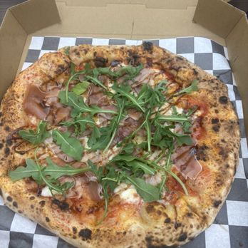 Dio Santo Street Pizzeria - Arugula & Prosciutto pizza - Pizza Near Me - Windermere, Florida Dio Santo Street Pizzeria - Arugula & Prosciutto pizza - Pizza Near Me - Windermere, Florida