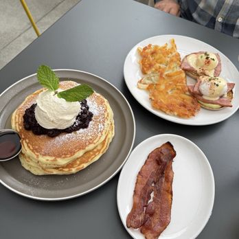 Poached Kitchen - Coffee & Tea Near Me - Anaheim, California Poached Kitchen - Coffee & Tea Near Me - Anaheim, California