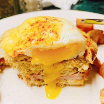 Clary's Cafe - Look at that egg... - Breakfast & Brunch Near Me - Savannah, Georgia Clary's Cafe - Look at that egg... - Breakfast & Brunch Near Me - Savannah, Georgia