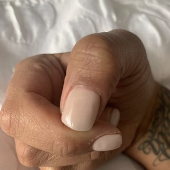 A M Nail Bar - Looks at the lines on the nail and it's not even filed down neatly - Nail Salons Near Me - Columbia, South Carolina A M Nail Bar - Looks at the lines on the nail and it's not even filed down neatly - Nail Salons Near Me - Columbia, South Carolina