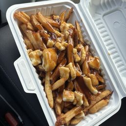 Classic Poutine