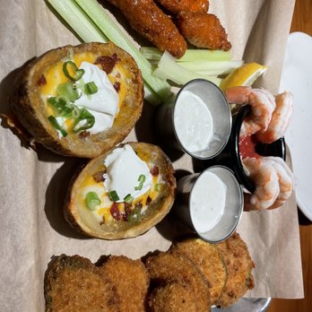 Black Angus Steakhouse - Wagon Wheel Sampler Platter - Steakhouses Near Me - Montclair, California