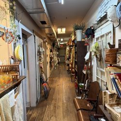 Heritage House Antiques