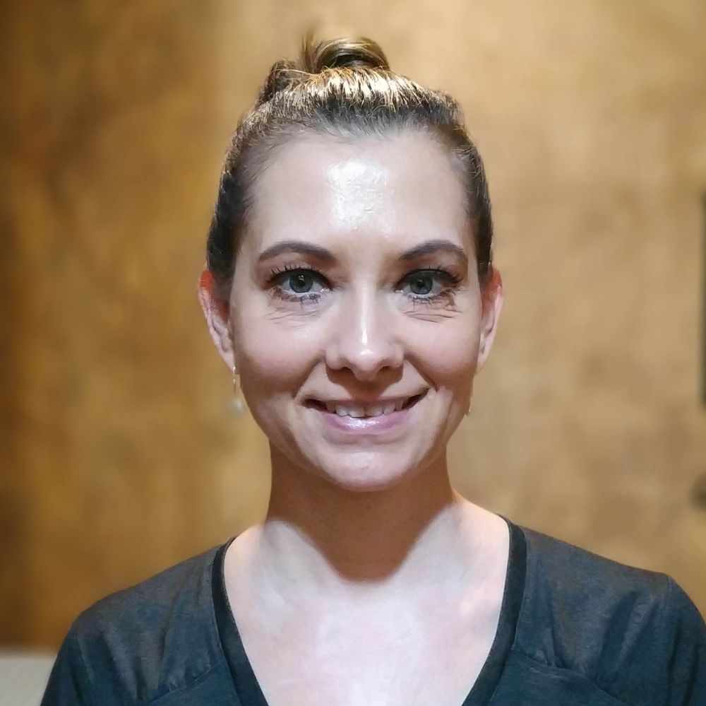 Modern Massage Logo