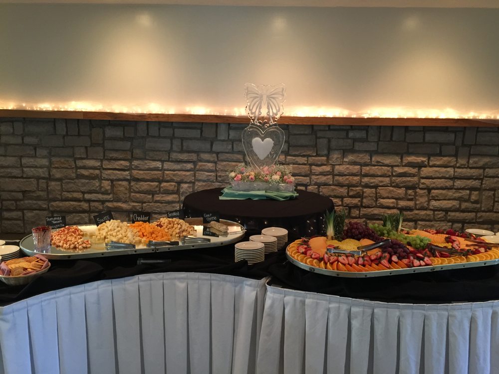 TALL TIMBERS BANQUET & CONFERENCE CENTER Updated October 2024 32