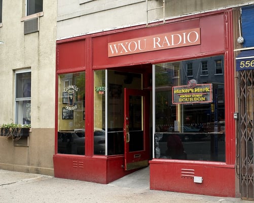 WXOU Bar by null
