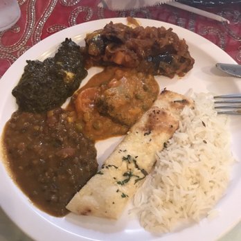 India Gate - Vegetarian options from the lunch buffet - Indian Near Me - Durham, North Carolina