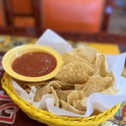 Super Taco - Chips & Salsa