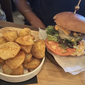 La Nacional - Spanish Near Me - New York, New York