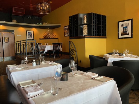 Bacchus Wine Bar & Restaurant by null
