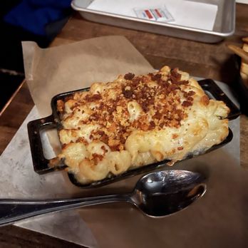 Prohibition Pig - Mac & cheese - Barbeque Near Me - Waterbury, Vermont