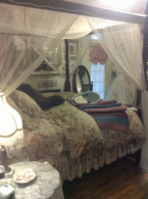 2439 Fairfield A Bed & Breakfast by null