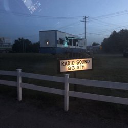 Beacon Drive In Theatre - Radio station to tune into