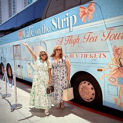 Cafe on the Strip - Dress it girl!