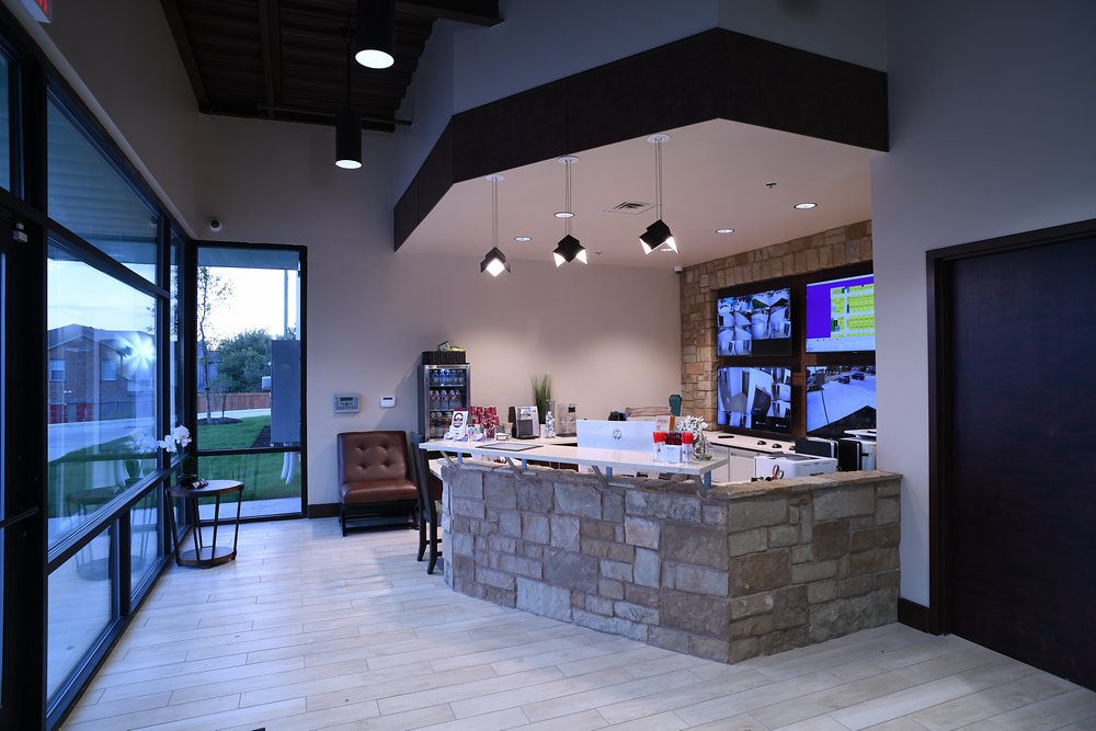 THE KEEP STORAGE THOUSAND OAKS 18 Photos 2606 Thousand Oaks, San