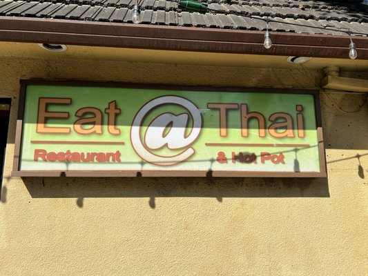 Eat at Thai by null