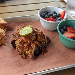 Pulled pork and double fruit side Pulled pork and double fruit side