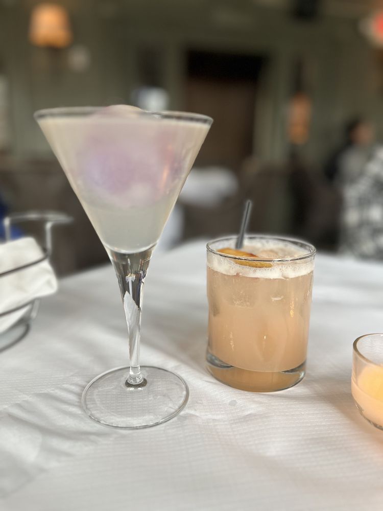 Hendrick's Tavern
