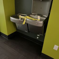 LA Fitness - 3 out of 4 water fountains out of commission.