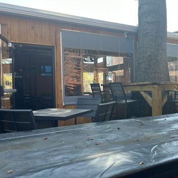 Friar Tuck's Tavern - 9/19/25 - alfresco dining - Irish Near Me - Mystic, Connecticut