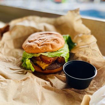 North Shore General Store - Braddah's BBQ Burger* - Pizza Near Me - Princeville, Hawaii North Shore General Store - Braddah's BBQ Burger* - Pizza Near Me - Princeville, Hawaii