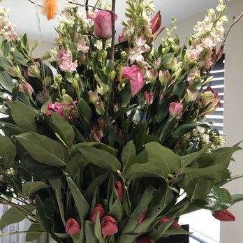 Sunflower Florist - BEAUTIFUL Spring arrangement! - Florists Near Me - Garden City, Idaho Sunflower Florist - BEAUTIFUL Spring arrangement! - Florists Near Me - Garden City, Idaho