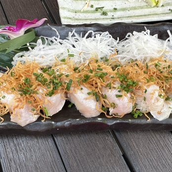 Pubbelly Sushi - Miami Beach - Yellowtail - Sushi Bars Near Me - Miami Beach, Florida Pubbelly Sushi - Miami Beach - Yellowtail - Sushi Bars Near Me - Miami Beach, Florida