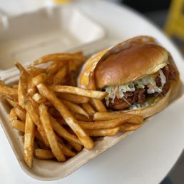 Nashville Hot Sandwich combo with Fries Nashville Hot Sandwich combo with Fries