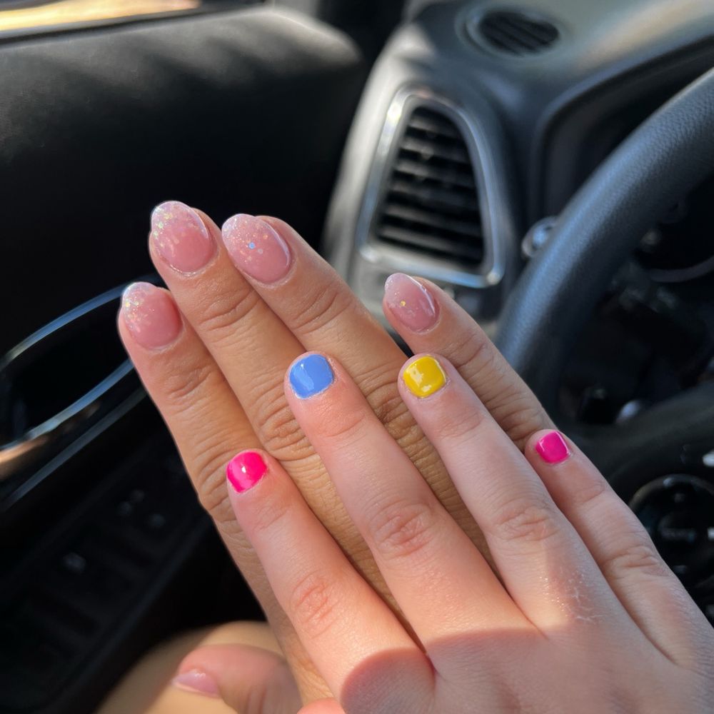Acrylic nails for me and gel for my mini! Acrylic nails for me and gel for my mini!
