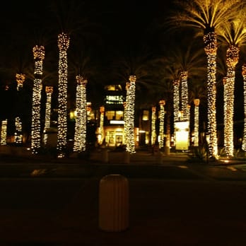 Kierland Commons - The fountain at night - Shopping Centers Near Me - Scottsdale, Arizona Kierland Commons - The fountain at night - Shopping Centers Near Me - Scottsdale, Arizona