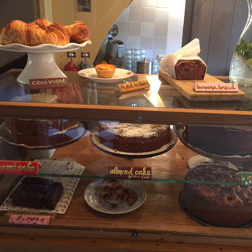 De Koffieschenkerij - Coffee & Tea Near Me - Amsterdam, New Hampshire