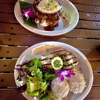 Barefoot Beach Cafe - Fish of the day plate and royal loco moco - Breakfast & Brunch Near Me - Honolulu, Hawaii Barefoot Beach Cafe - Fish of the day plate and royal loco moco - Breakfast & Brunch Near Me - Honolulu, Hawaii