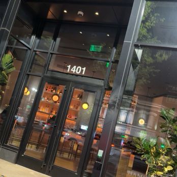 Hamilton's - New American Near Me - Detroit, Michigan