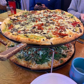 Paradise Park - Pizza Near Me - Chicago, Illinois