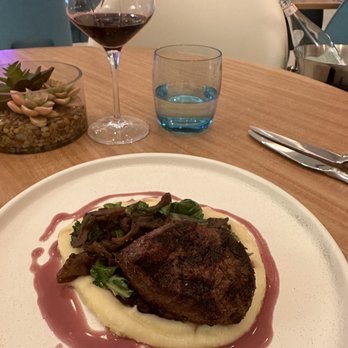 Honey + Vine - 7 oz filet - Beer, Wine & Spirits Near Me - Chandler, Arizona Honey + Vine - 7 oz filet - Beer, Wine & Spirits Near Me - Chandler, Arizona