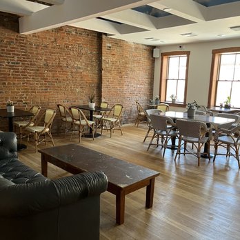 Goshen Coffee Roasters - Upstairs dining - Coffee & Tea Near Me - St. Louis, Missouri