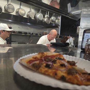 Rozzi Pizza - Pizza Near Me - Santa Barbara, California