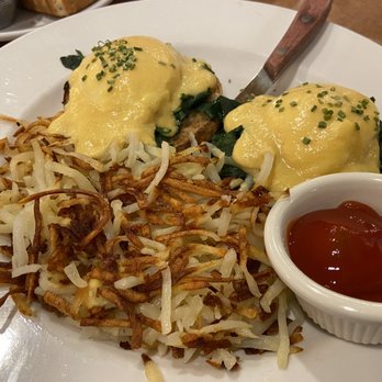 Butter Hills Pancake House - Spinach benedict - Breakfast & Brunch Near Me - Northbrook, Illinois