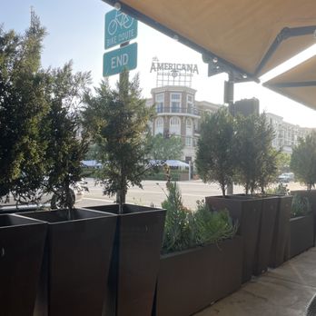 Karas - americana view from outside - Armenian Near Me - Glendale, California