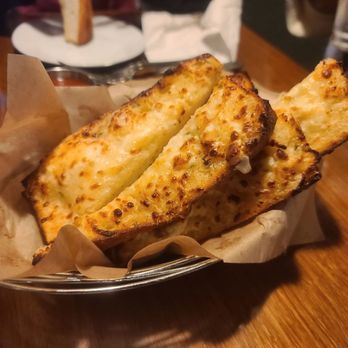 Mama Stortini's Restaurant & Bar - Kent - Cheesy bread is a win - Italian Near Me - Kent, Washington Mama Stortini's Restaurant & Bar - Kent - Cheesy bread is a win - Italian Near Me - Kent, Washington