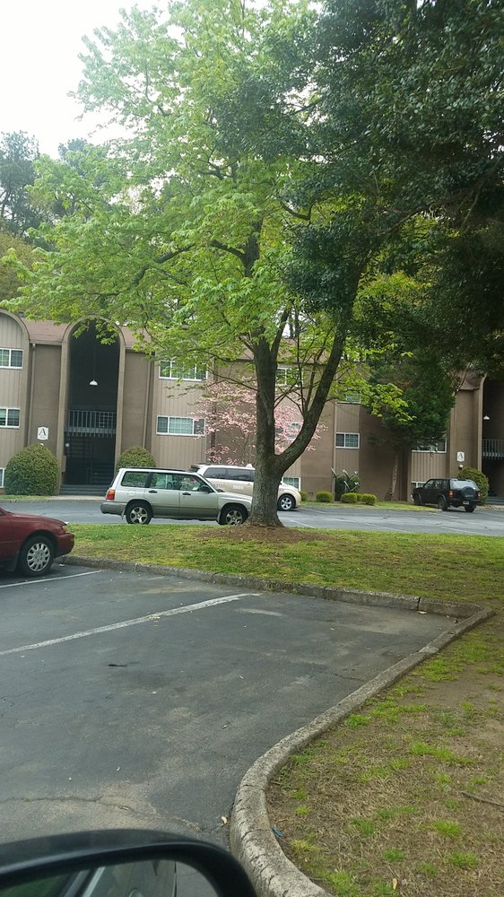 BROOKSTONE BROOKHAVEN Updated August 2024 1322 Briarwood Rd NE