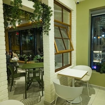 Cafe Forêt - Seating area - Cafes Near Me - Toronto, Ontario