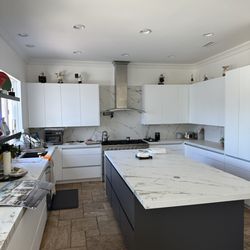 Stone Deluxe - Full kitchen change!