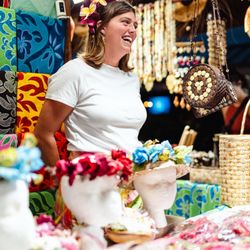 Tahitian Treasures - Tahitian Treasures sales supervisor