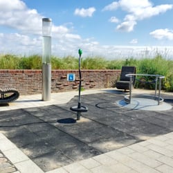 Spielplatz - Rollstuhlfahrer geeigneter Bereich